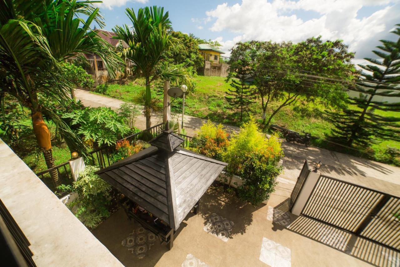 Bella Homes 6Br 4Bath Near Rotunda タガイタイ エクステリア 写真